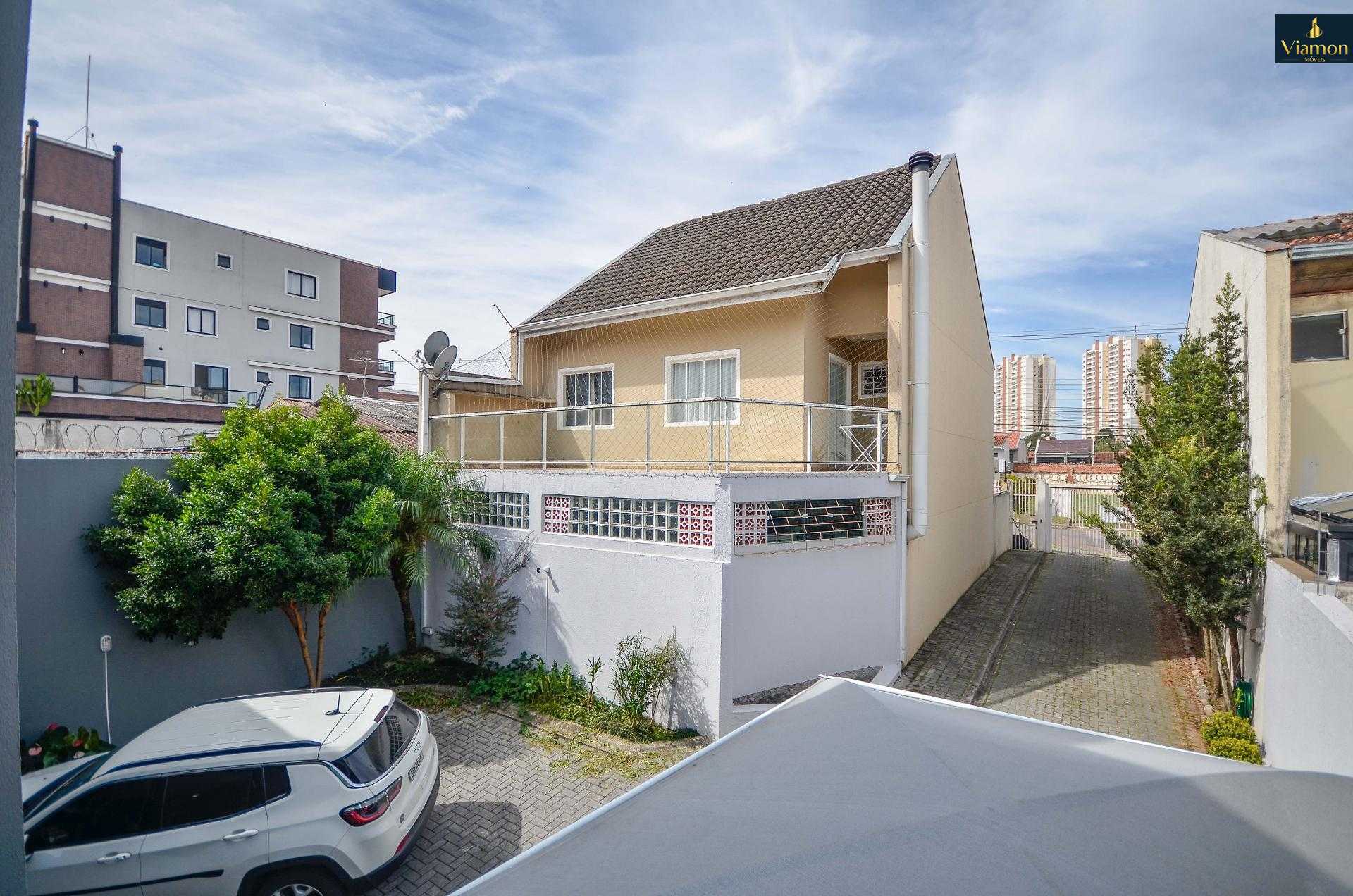 Sobrado mobiliado e decorado a venda no ecoville