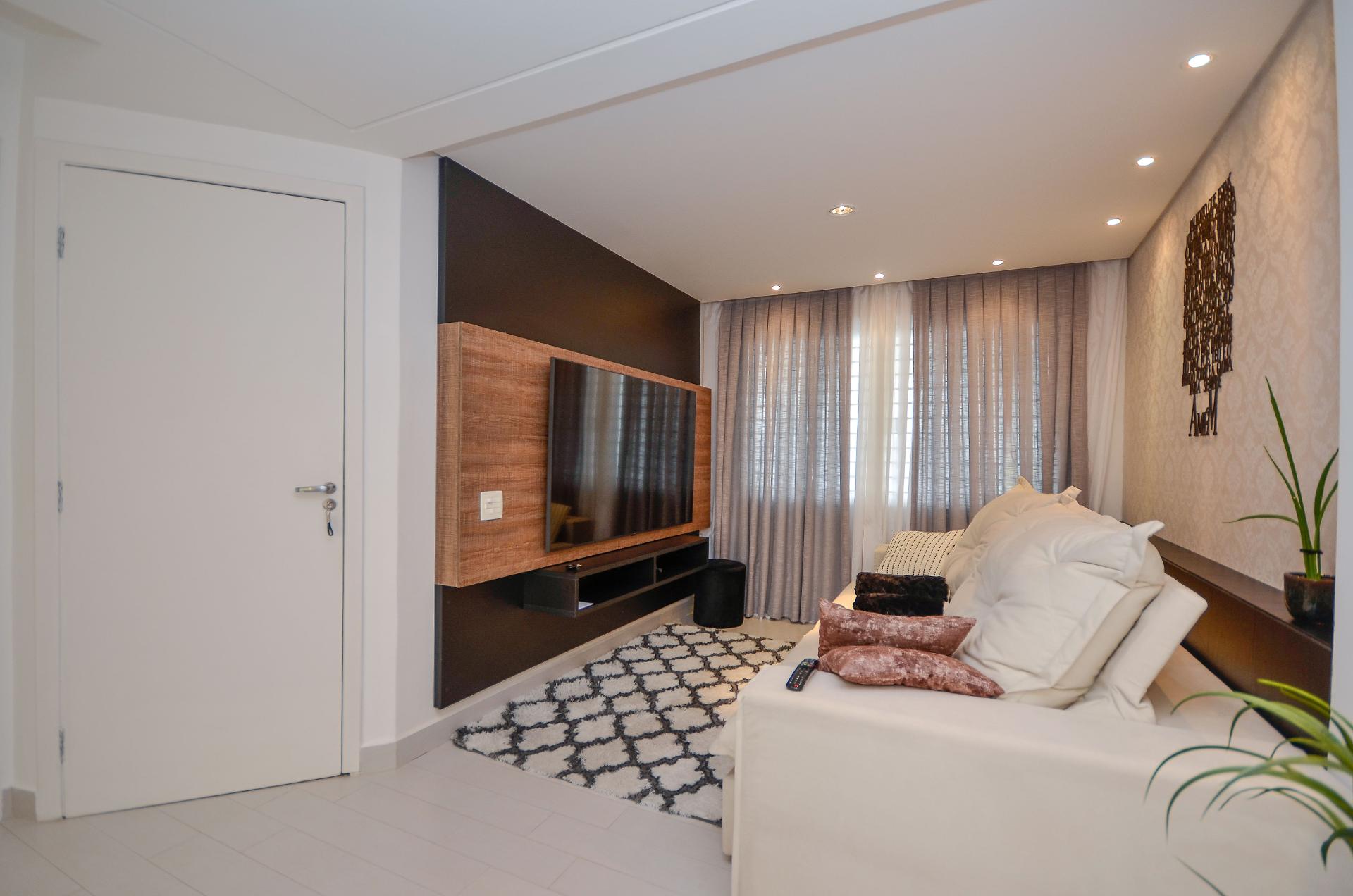 Sobrado mobiliado e decorado a venda no ecoville