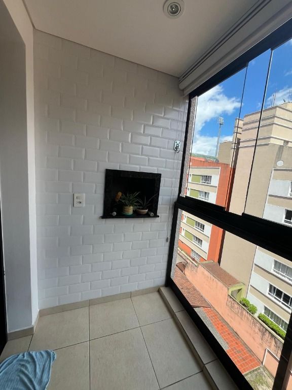 Apartamento  Rua Mauá com 1 dormitório à venda, 47 m  por R  7...