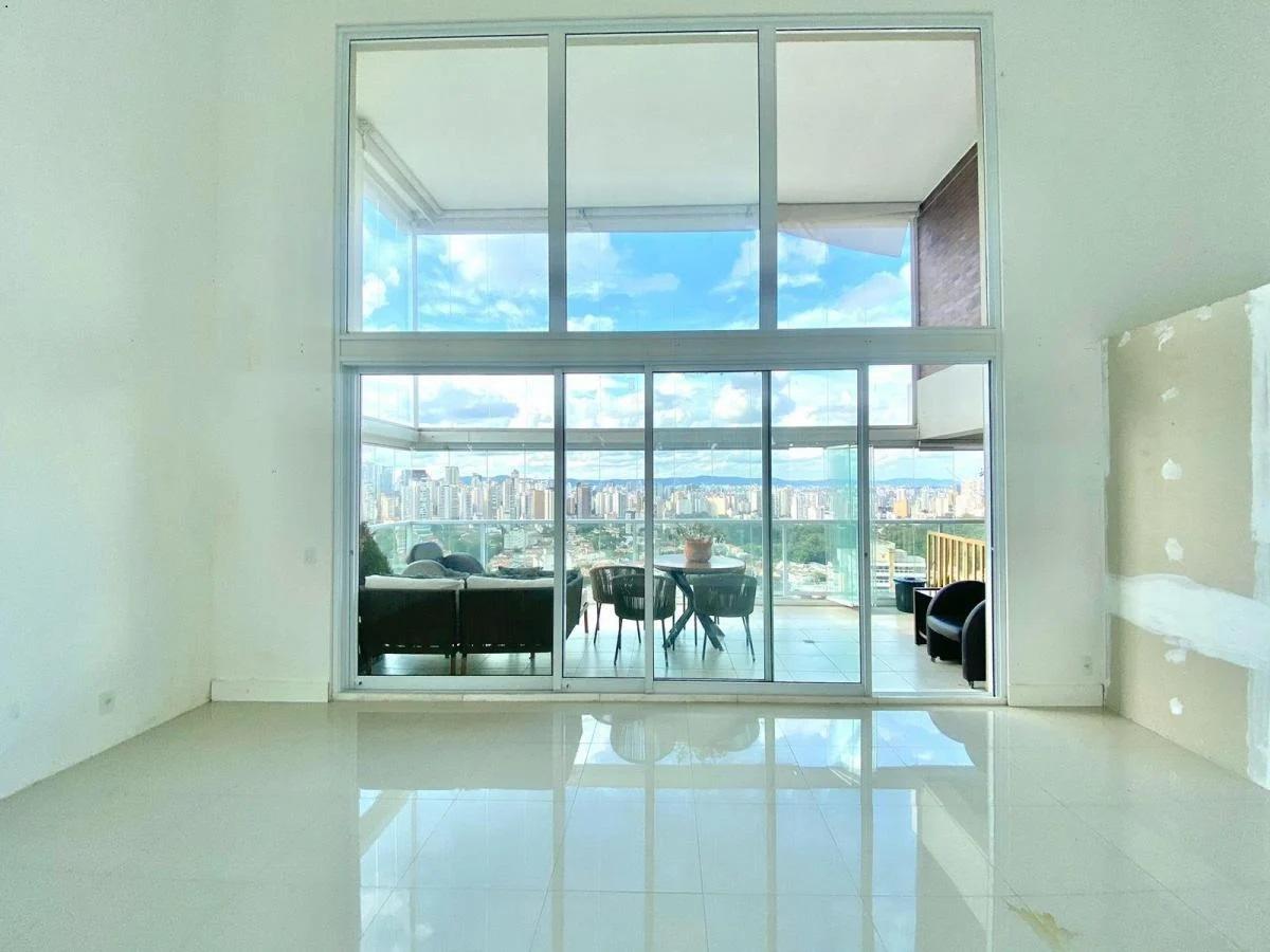 Apartamento Pé Direito Duplo na Vila Mariana, com 214 metros 4...