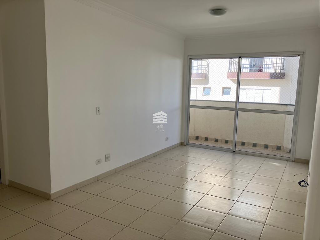 Apartamento à Venda no Condomínio Green Place - Rua Loefgren, 441