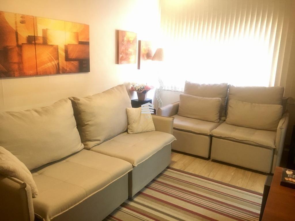 Apartamento de 2 dormitórios , sala de estar e jantar , 2 dorm