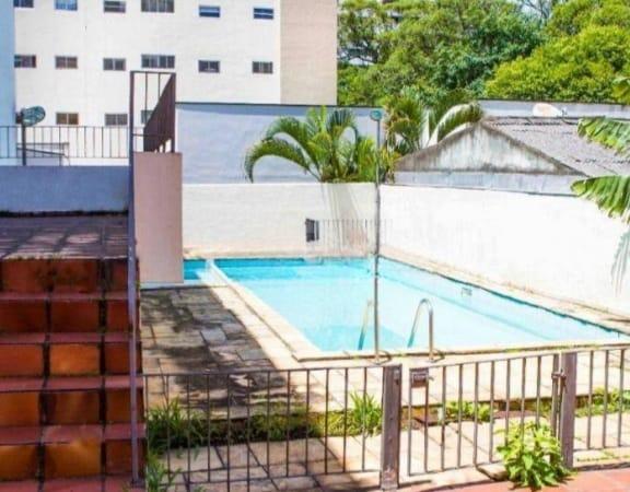 Sobrado de 4 dormitórios - Aclimação com piscina - 3 vagas