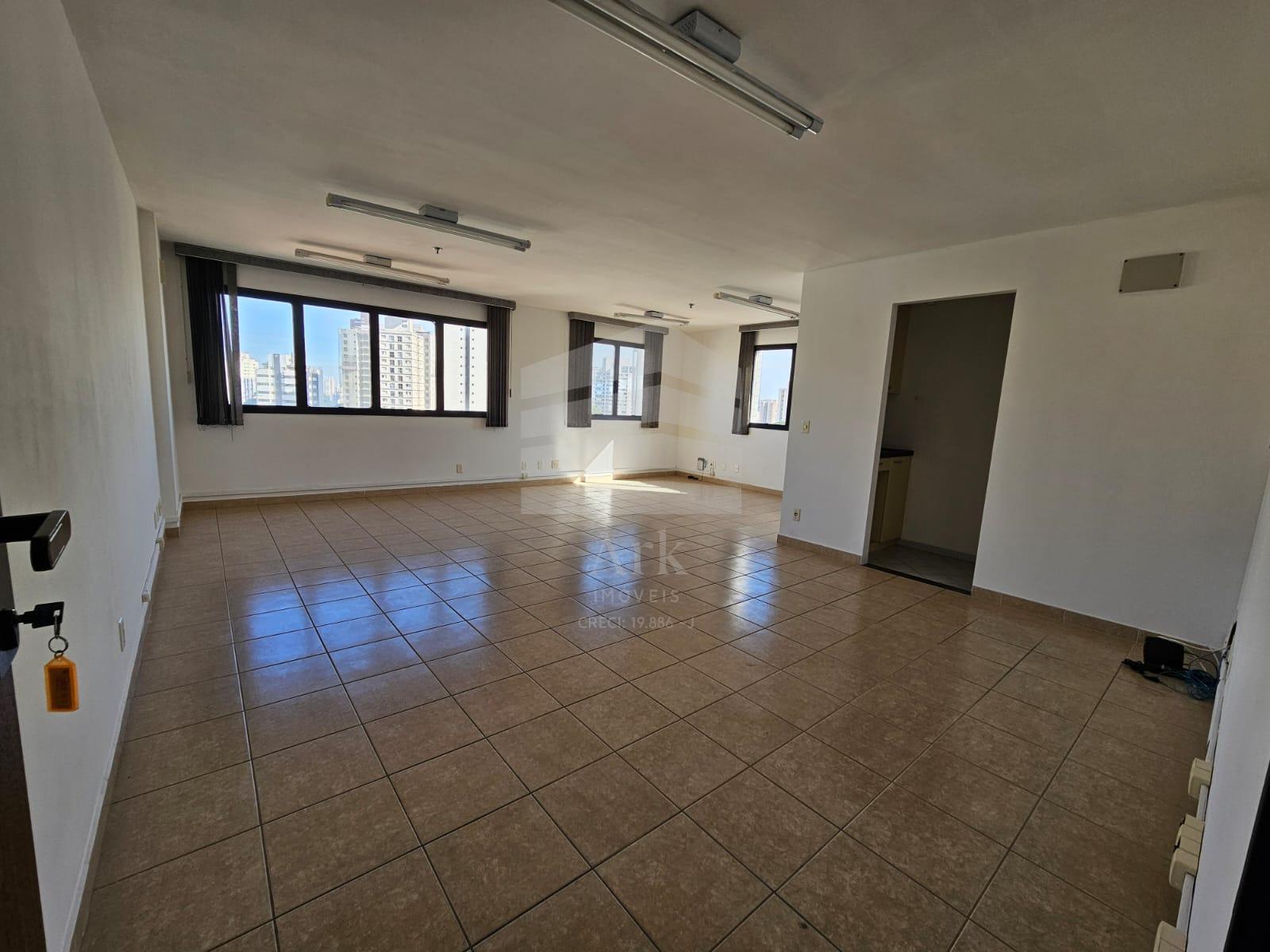 Sala Comercial para locação, com 45m , 2 banheiros e 2 vagas, ...