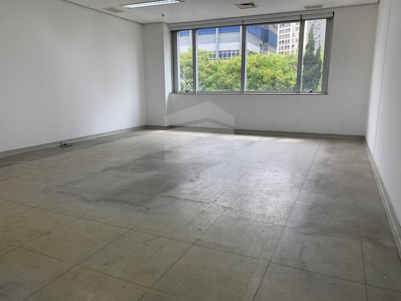 Conjunto comercial  a 200 m . do M. Ana Rosa, 300 m2, ar condi...