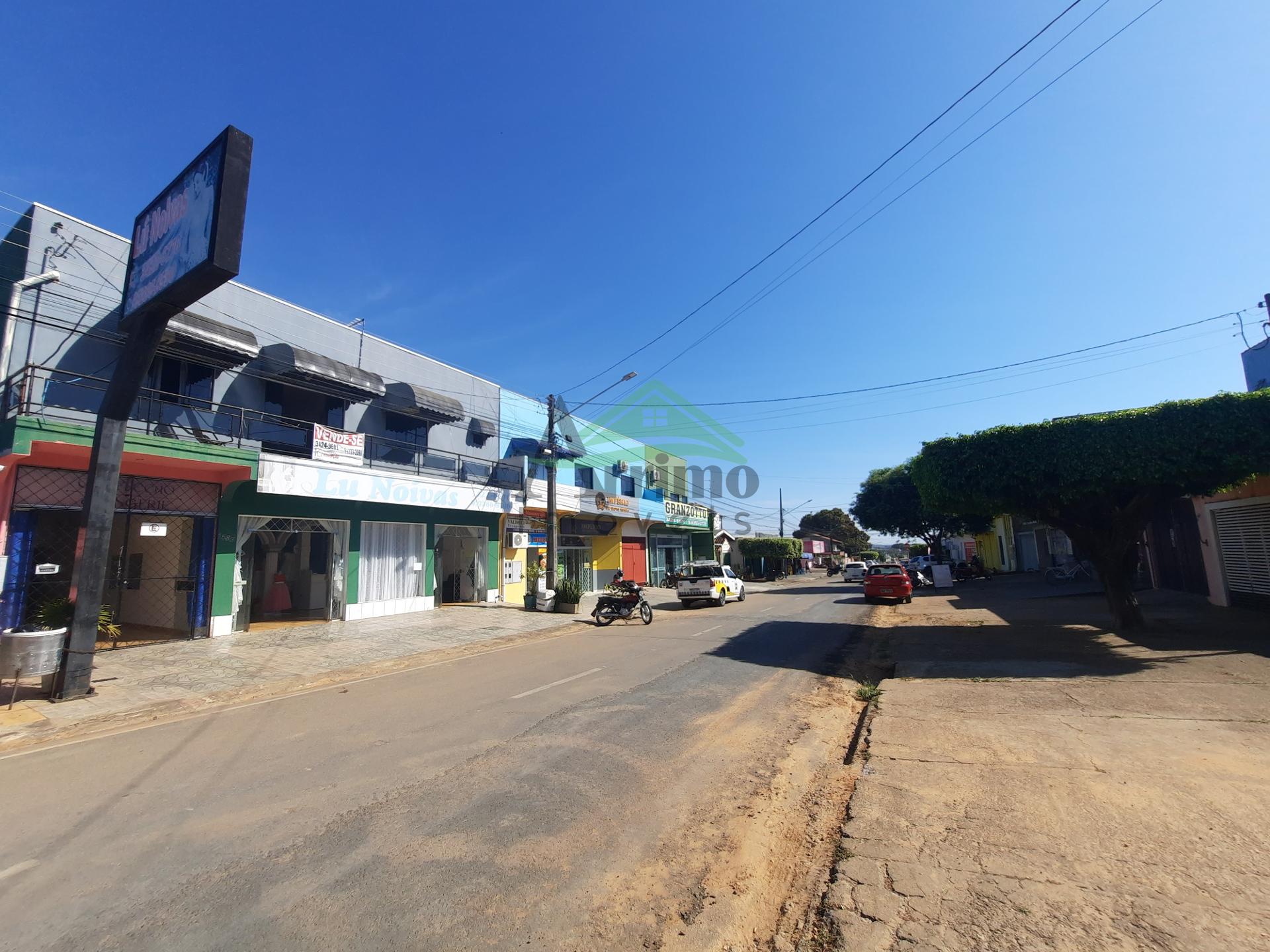 Im?vel comercial  com casa, ? venda no bairro Nova Bras?lia em...