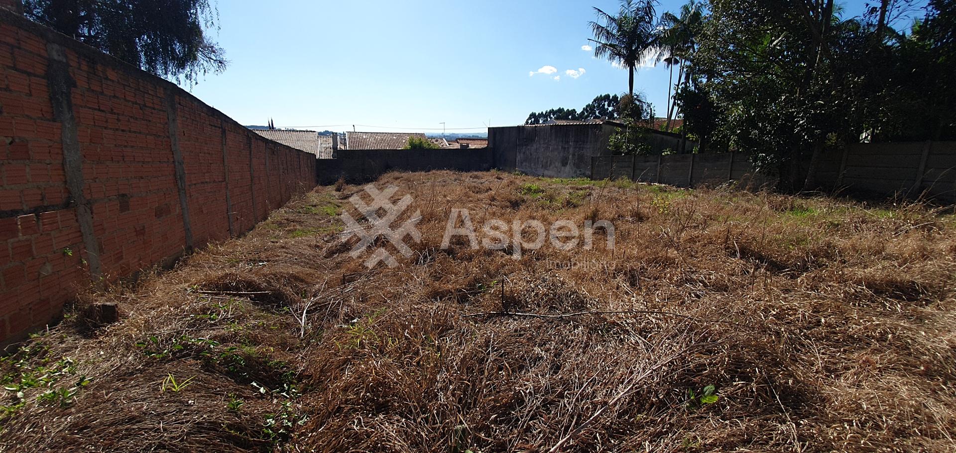 Terreno com projeto à Venda - 611 metros quadrados -  Neves- P...