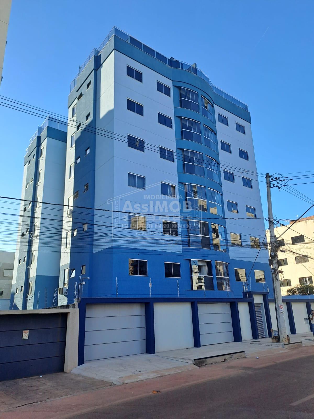 Apartamento para locação na R.Dr Almir A. P. Adjuto no bairro Joquei Clube em PARACATU-MG