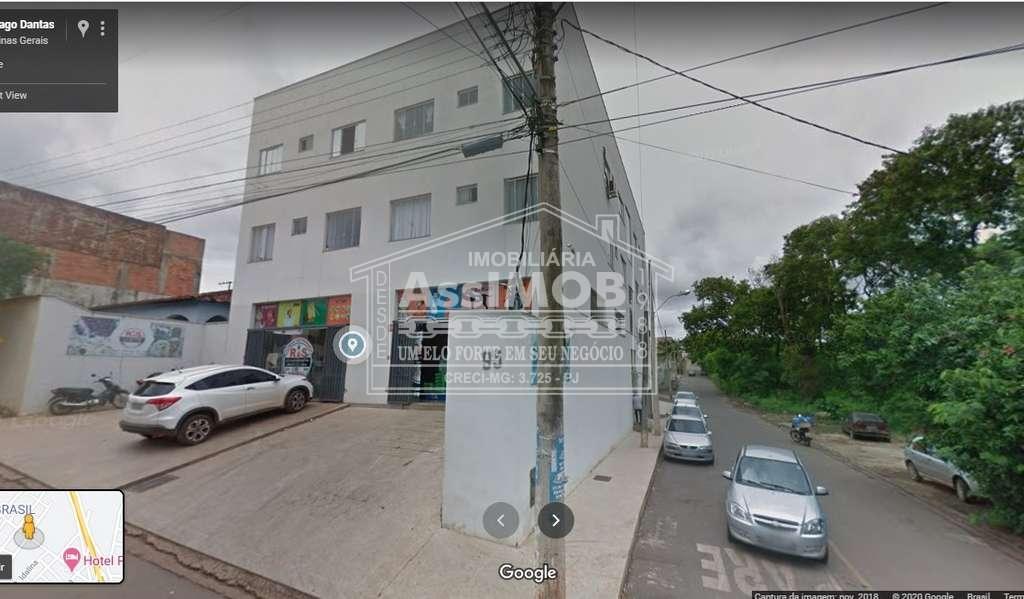 Kitinete para locação na Rua Santiago Dantas no bairro Centro em Paracatu-MG