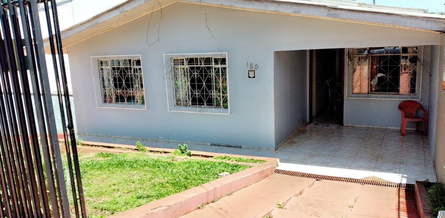 Casa à venda com piscina no bairro Bela Vista, Pato Branco - PR