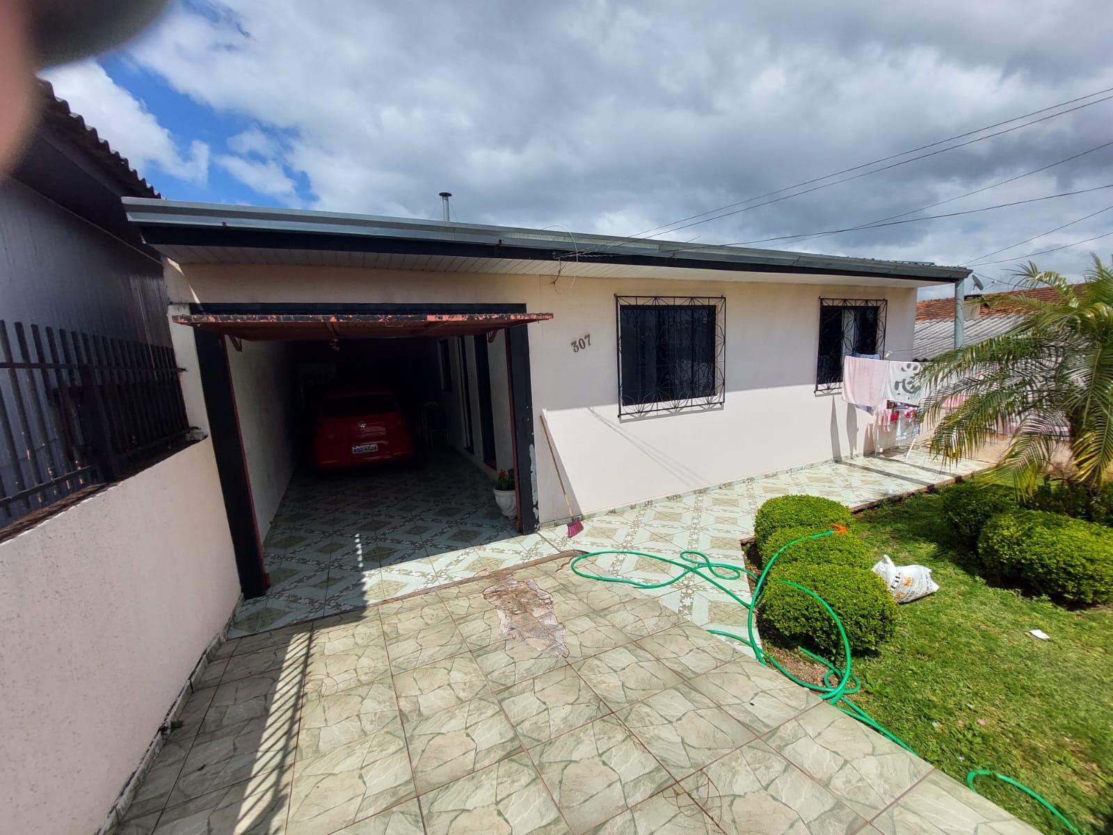 Casa à venda com 03 quartos no bairro Alvorada, PATO BRANCO - PR