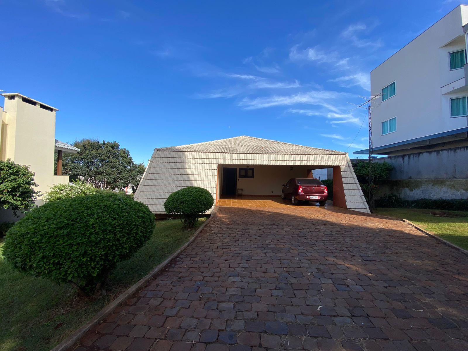 Casa com 01 suíte   02 quartos à venda no Bairro Brasília em P...