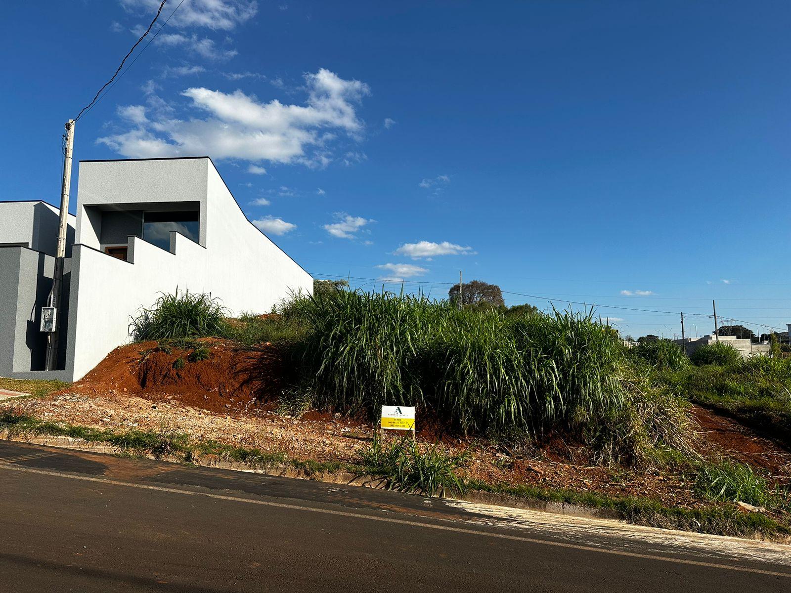 Lote a venda próximo ao Shopping - bairro São Luiz em Pato Bra...