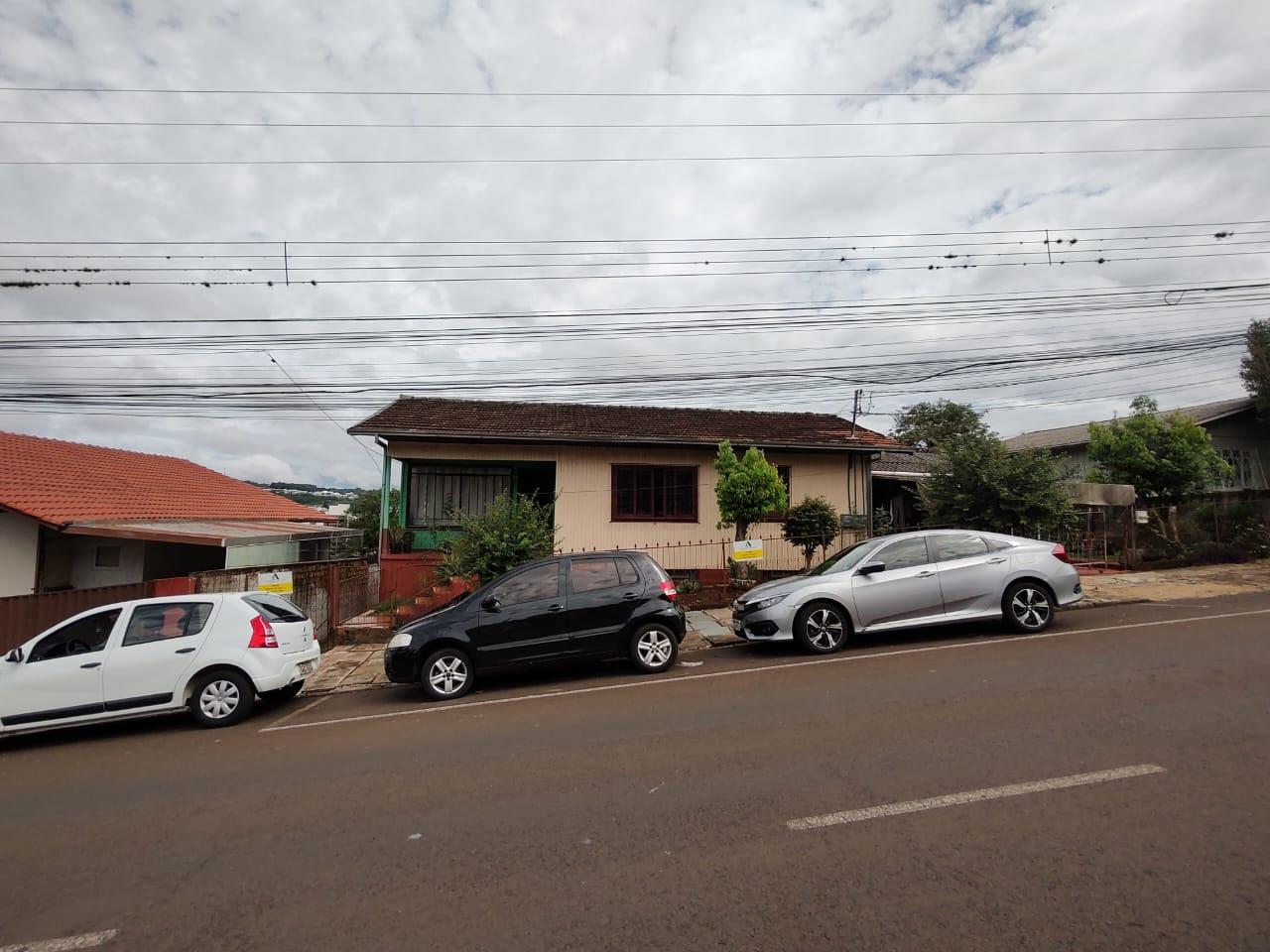 Lote com frente ampla à venda no Centro de Pato Branco - PR