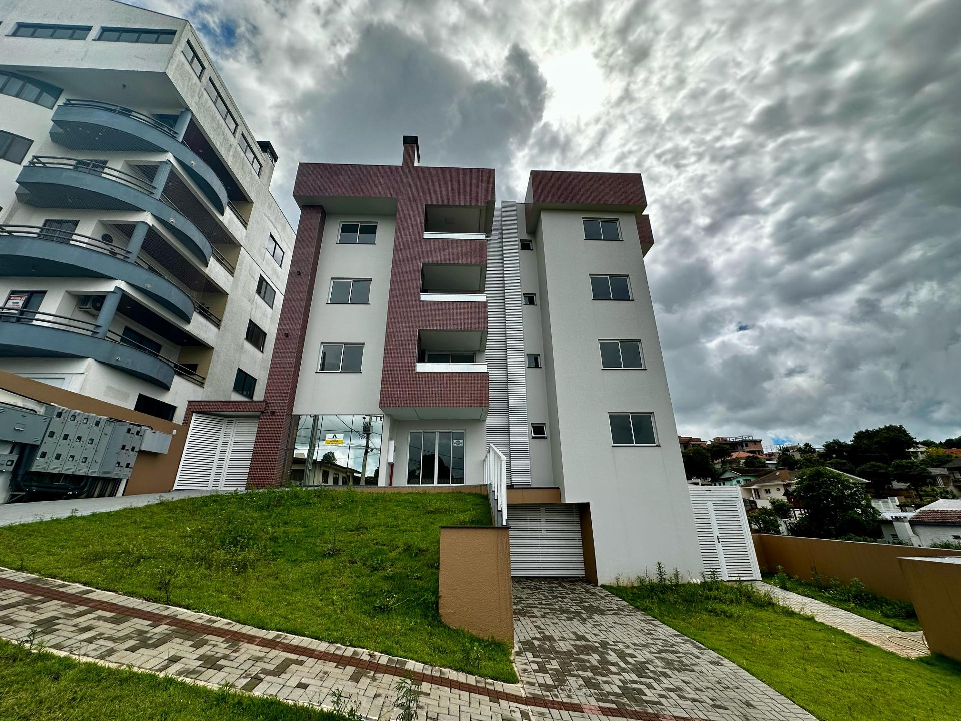 Apartamento à venda no bairro Brasília em Pato Branco - PR