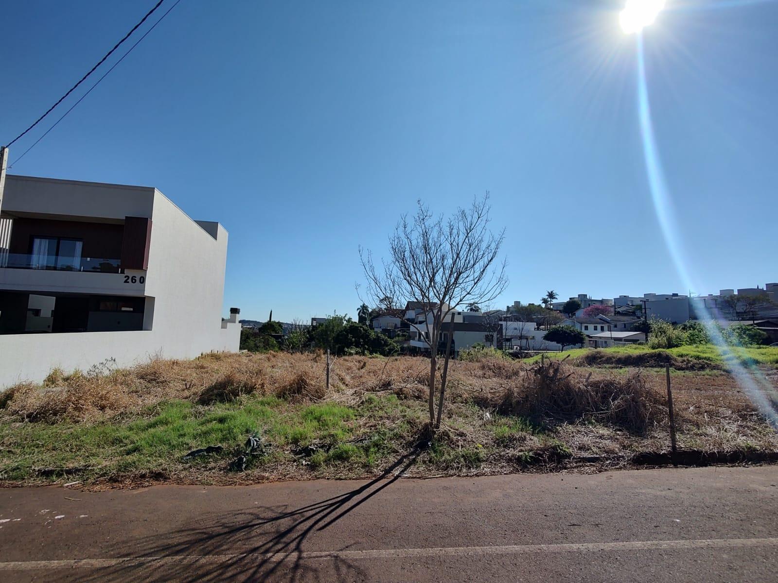 Terreno amplo à venda no bairro La Salle em Pato Branco - PR