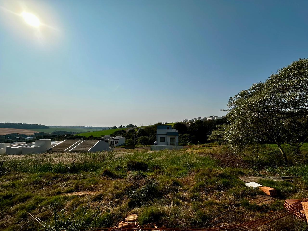 Lote à venda com área de 296,40 m   no bairro Fraron em Pato B...