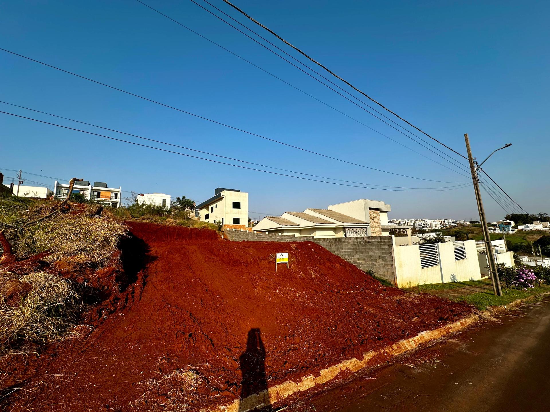 Terreno disponível para venda no bairro Fraron em Pato Branco ...