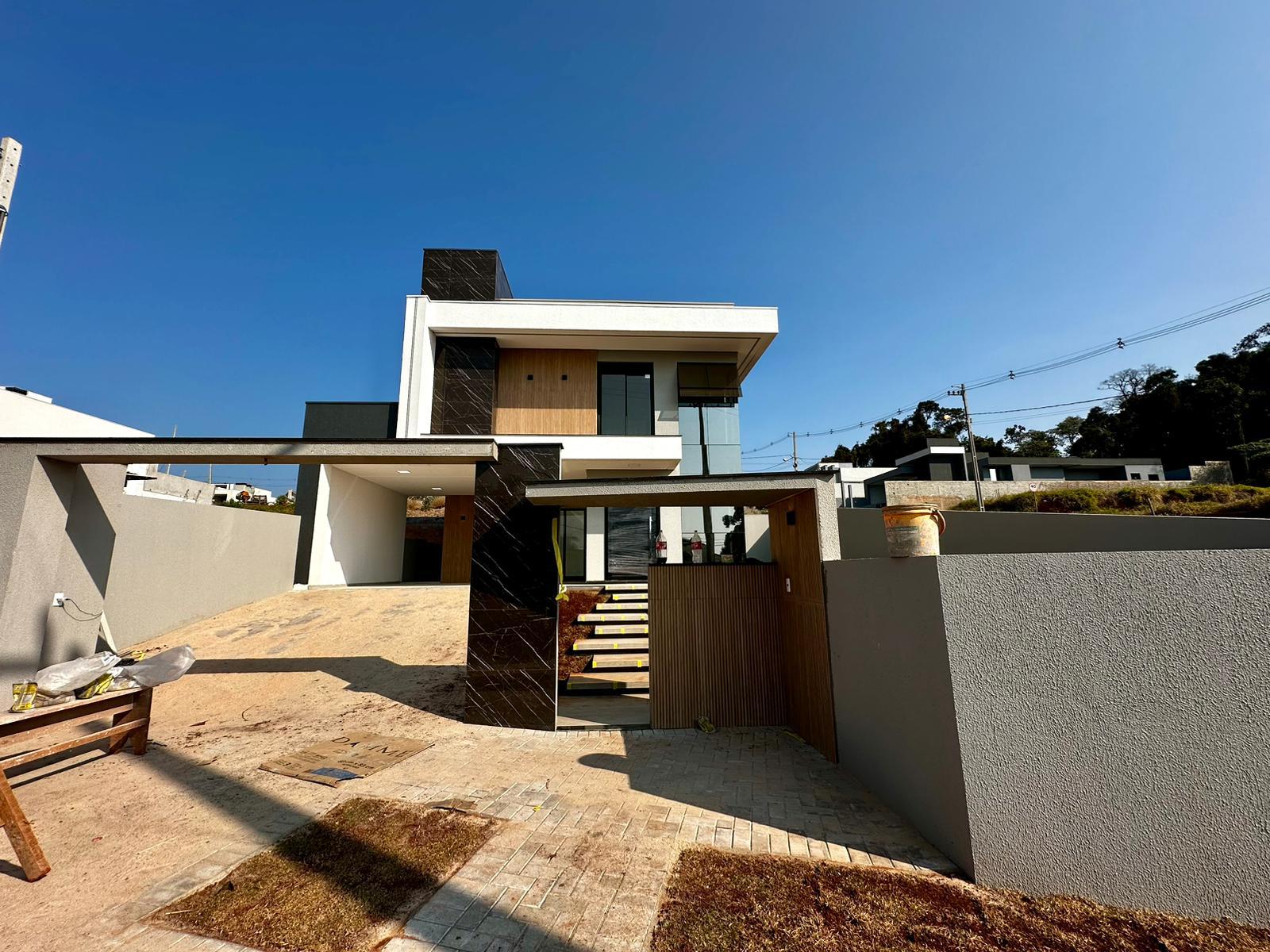 Casa NOVA à venda no bairro Cadorin em Pato Branco - PR