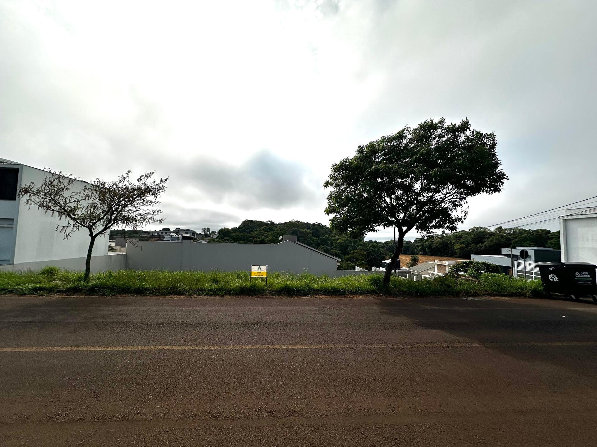 Lote à venda no bairro Parque do Som em Pato Branco - PR