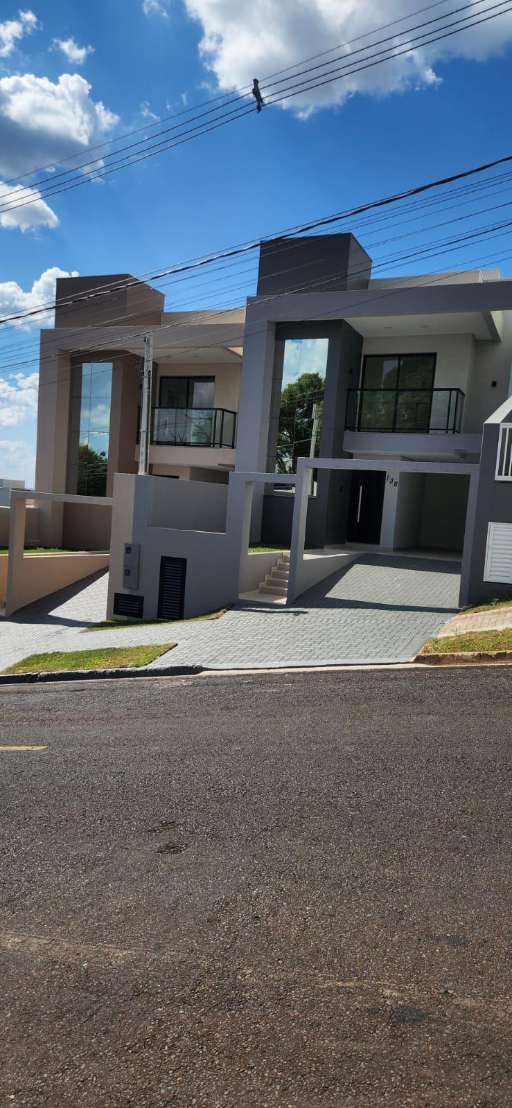 Sobrado NOVO à venda no bairro Fraron em Pato Branco - PR