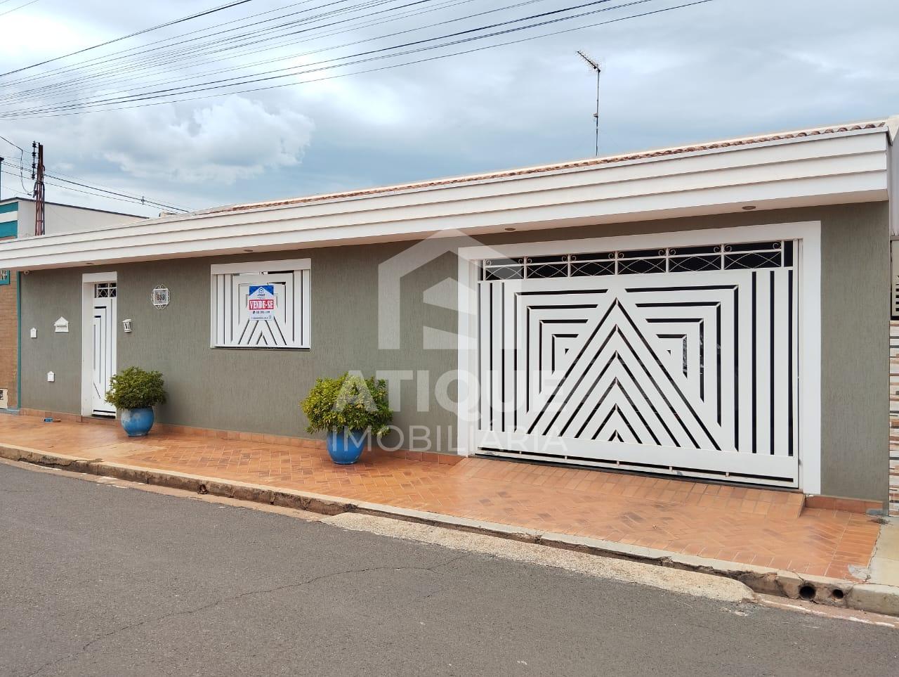 CASA ? VENDA, RUA PRIMEIRO DE MAIO, 833, CENTRO, PRAD?POLIS - SP