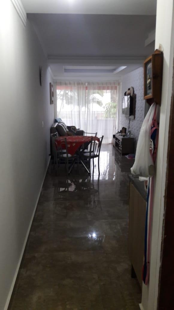 Apartamento a 100 metros do mar, localizado na região central ...