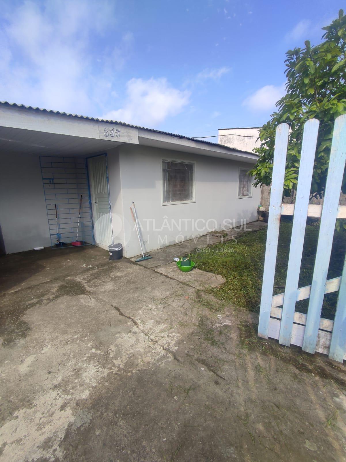 03 Casas com espaço de terreno e entradas independentes, IPANE...