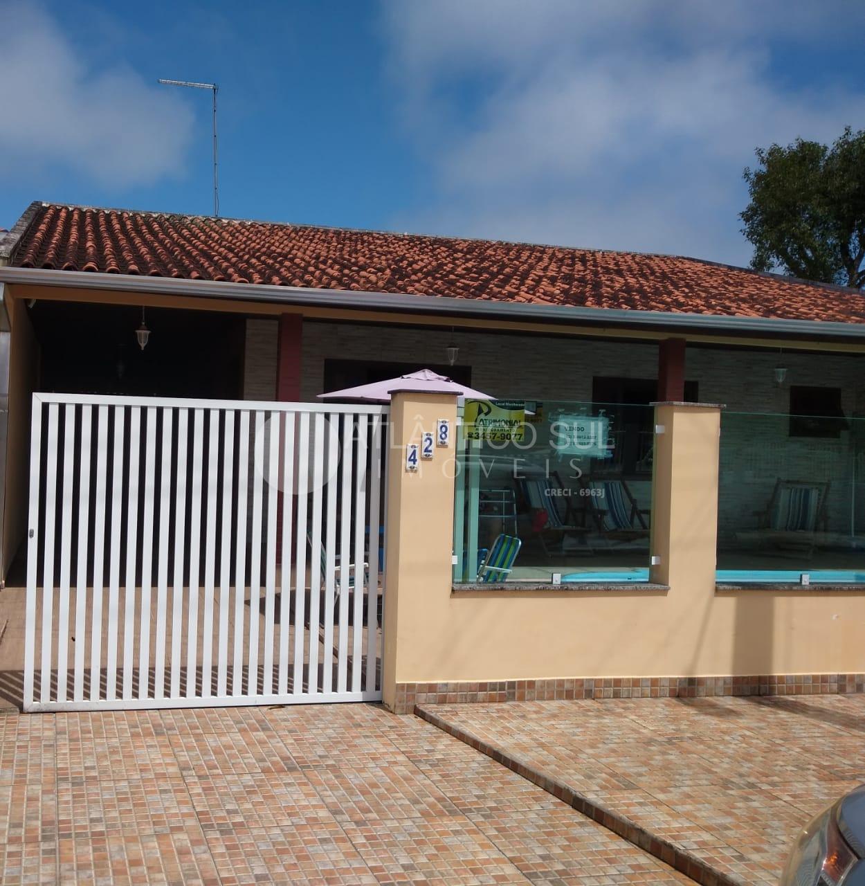 excelente casa mobiliada em Santa Terezinha com piscina, 6 qua...