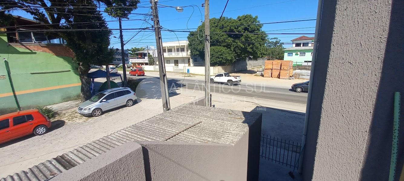 Comercial e residencial a 500m da praia, Leblon, PONTAL DO PAR...