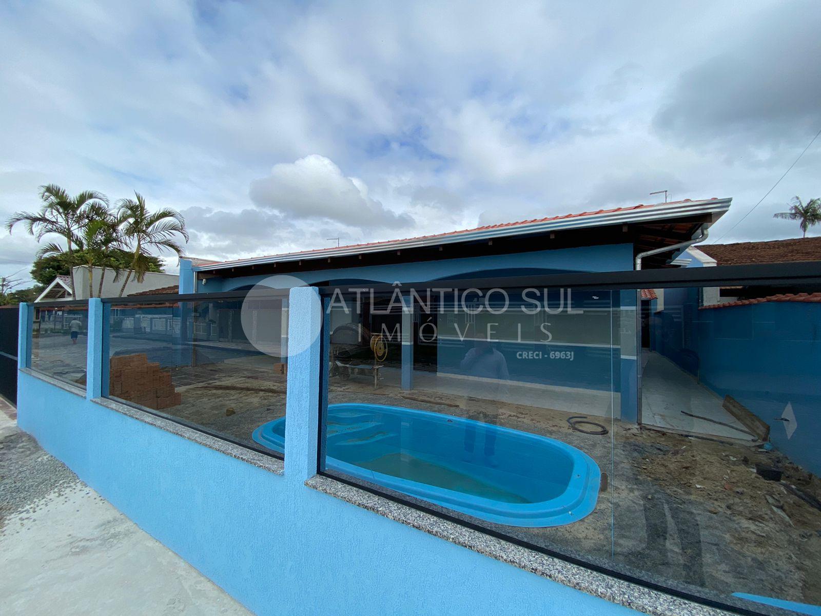 Casa à venda com piscina, Saint´Etienne, Matinhos com piscina,...