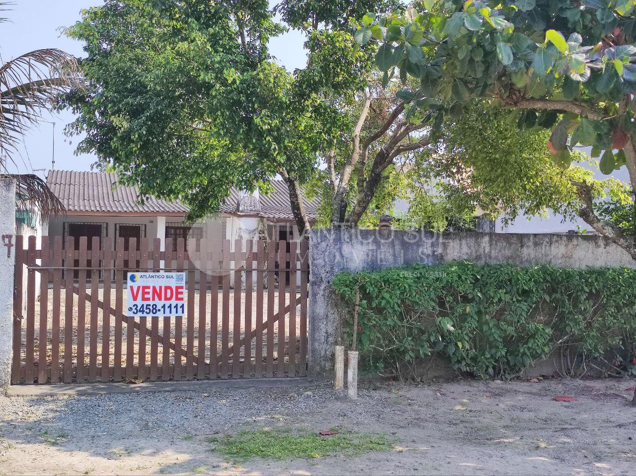 Casa com amplo terreno, BELTRAMI, PONTAL DO PARANA - PR