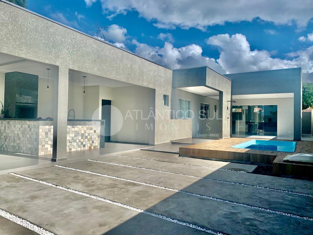 Casa com piscina a venda, GRAJAU, PONTAL DO PARANA - PR
