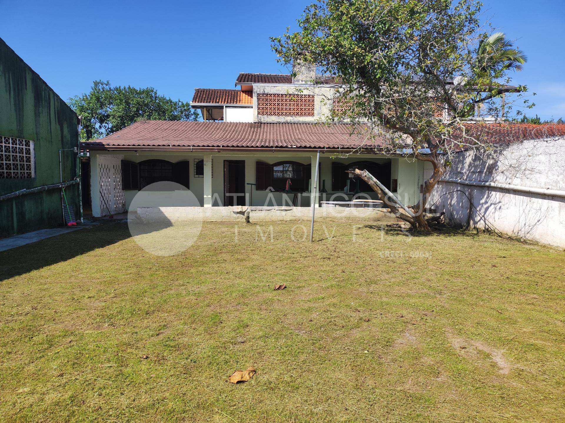 Casa à venda 400 metros do mar em  Monções, PONTAL DO PARANA - PR