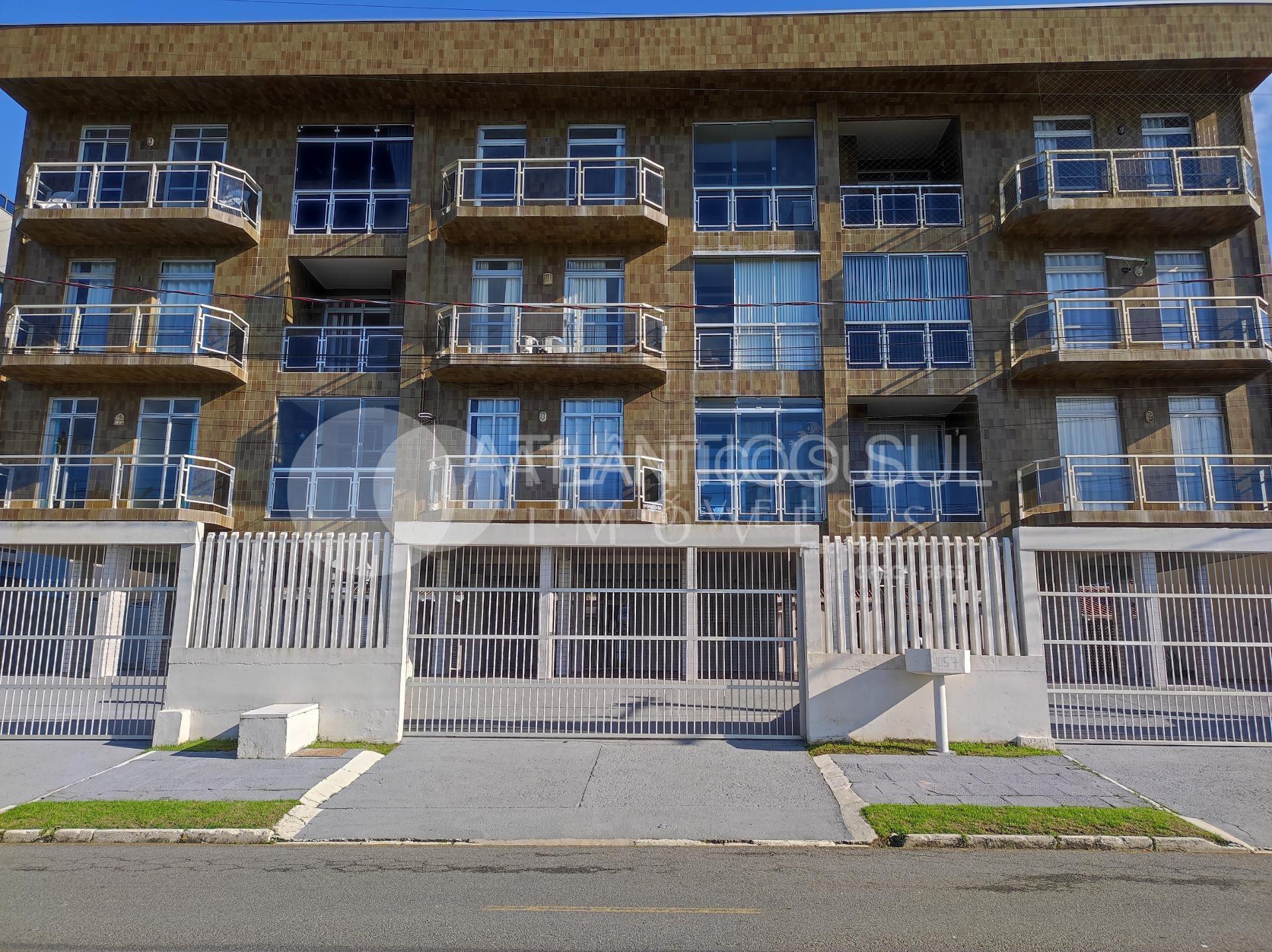 Apartamento à venda de frente ao mar, em Santa Terezinha, PONT...