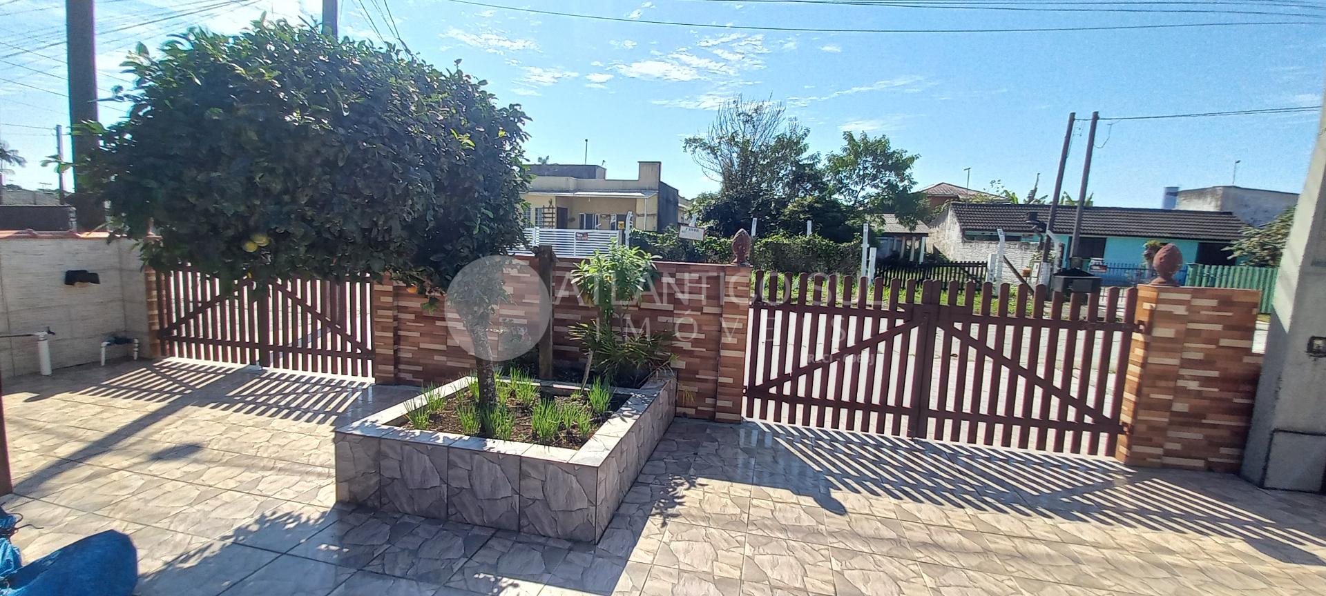 Duas Casas à venda com Piscina, Praia de Leste, PONTAL DO PARA...