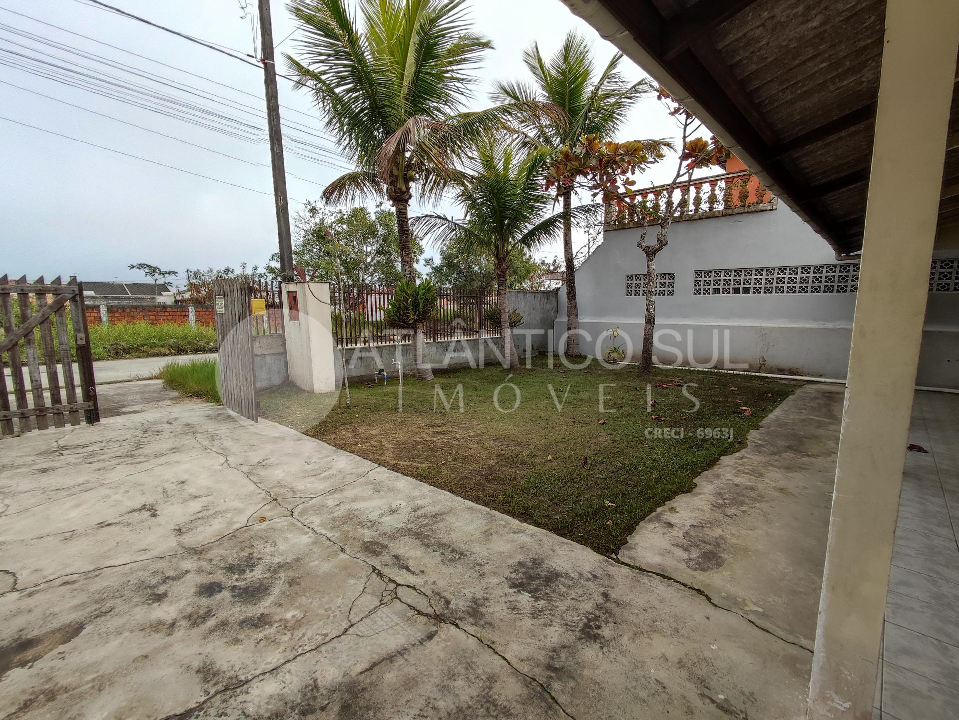 Casa à venda, a 400 metros do mar em  Monções, PONTAL DO PARAN...