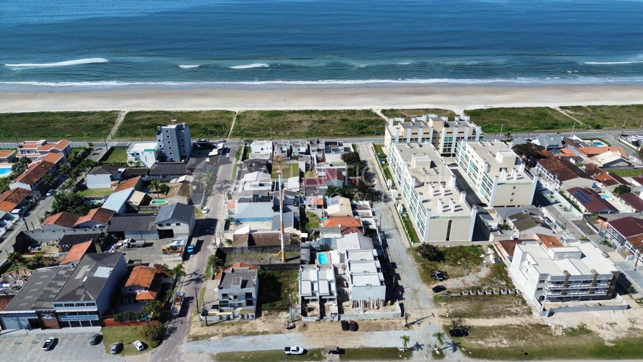 Casa à venda, 200 metros do mar, Balneário  CARAVELAS, MATINHO...