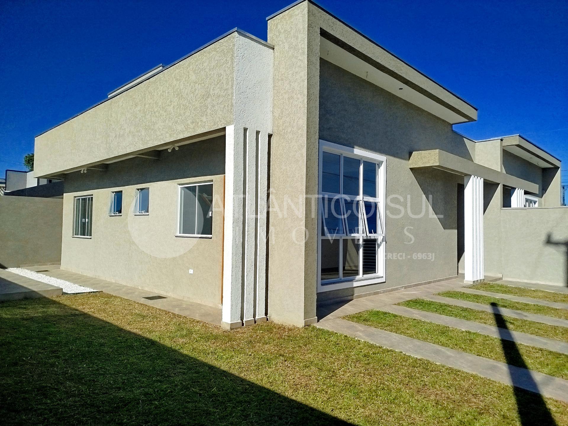 Casa nova com piscina,3 quartos à venda, GAIVOTAS, MATINHOS - PR