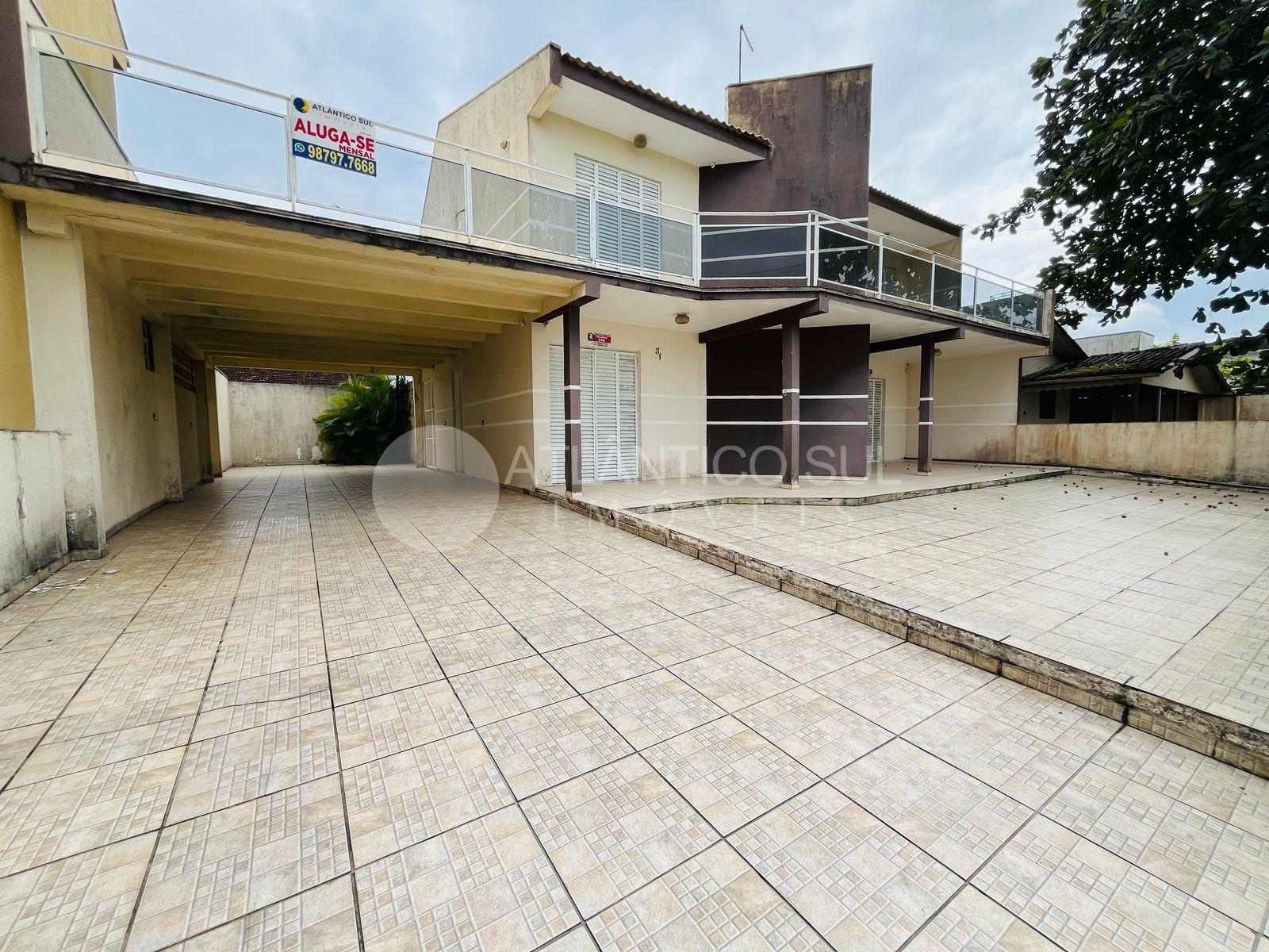 Sobrado com 3 dormitórios para locação, Leblon, PONTAL DO PARA...