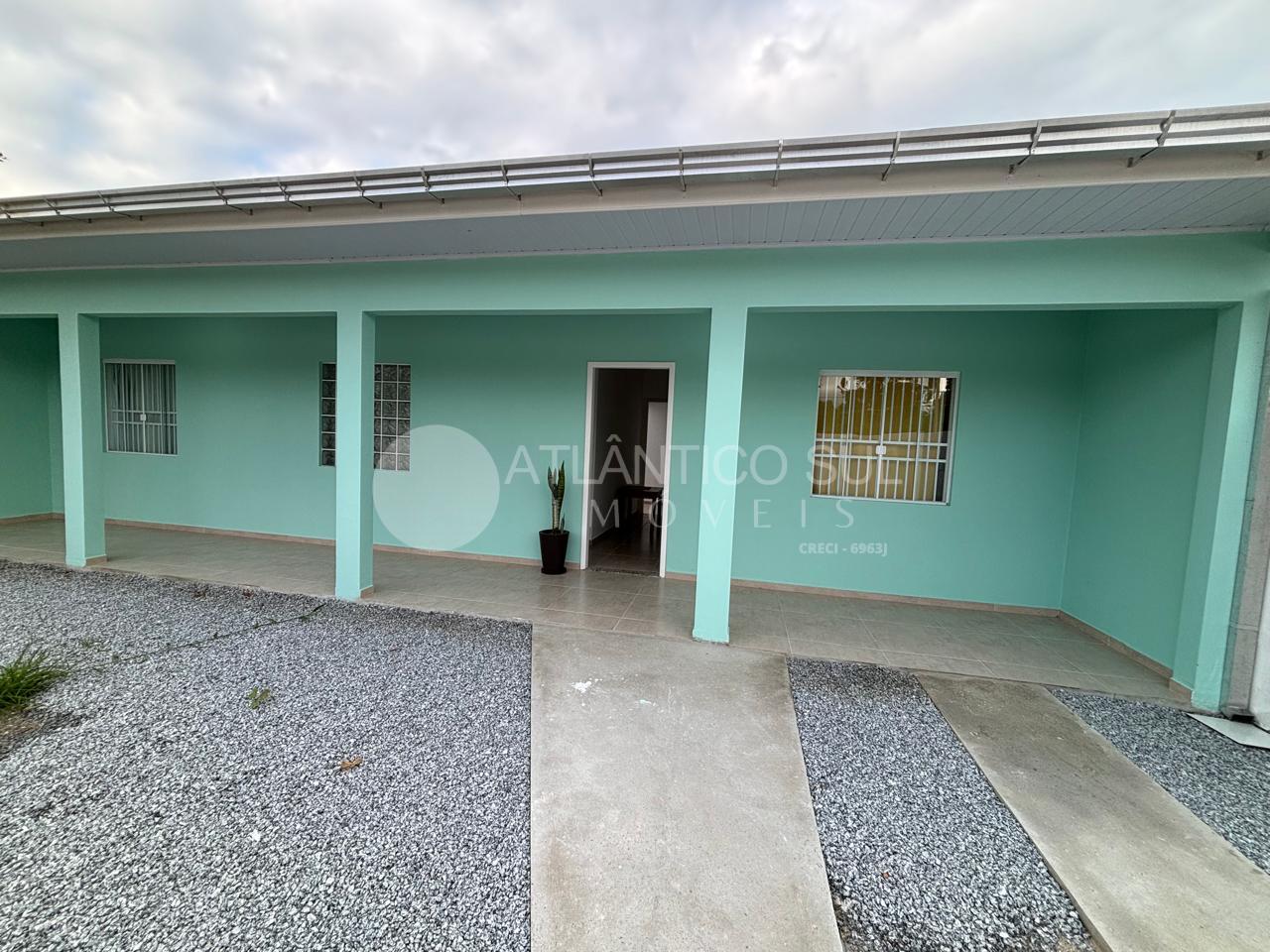 Casa com amplo terreno à venda, Praia de Leste, PONTAL DO PARA...