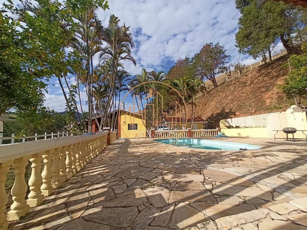 Sítio à venda na Serra da Mantiqueira em SJC