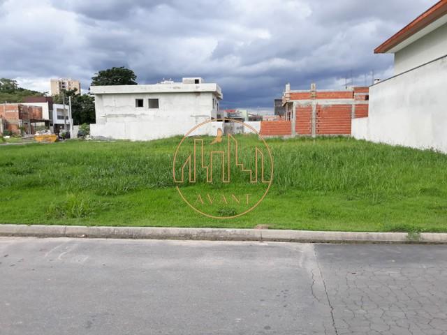 Terreno à venda em Condomínio - JACAREÍ - SP