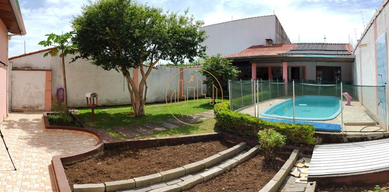 Ótima Casa à venda no JD. TERRAS DE SÃO JOÃO em JACAREI - SP