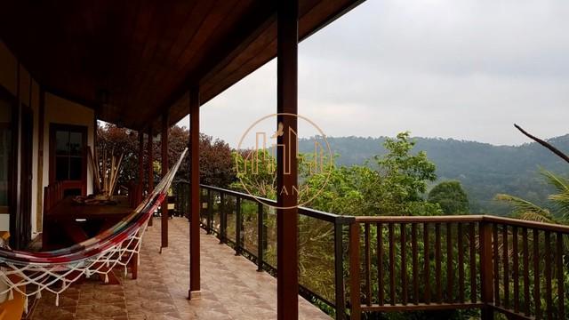 Casa à venda no Condomínio Recanto Santa Bárbara em JAMBEIRO - SP