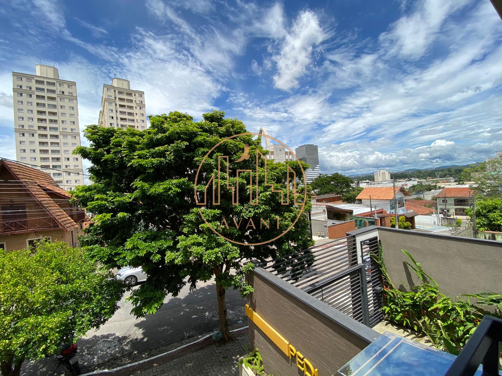 Maravilhosa Casa com 4 Suítes no Jardim Apolo II - SJC/SP