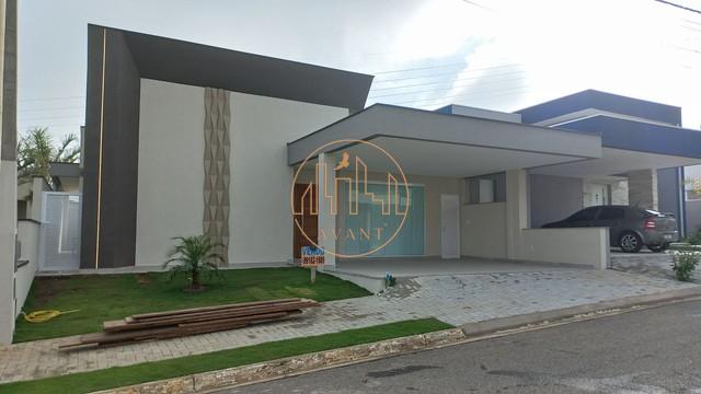 BELA CASA 3 SUÍTES 170 M2 3 VAGAS DE GARAGEM NO CONDOMÍNIO RUDÁ