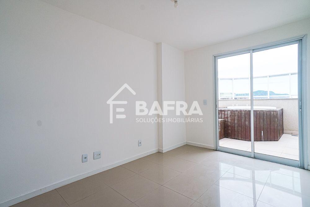 Cobertura à venda, por R 690.000,00 em Maravista, Niterói