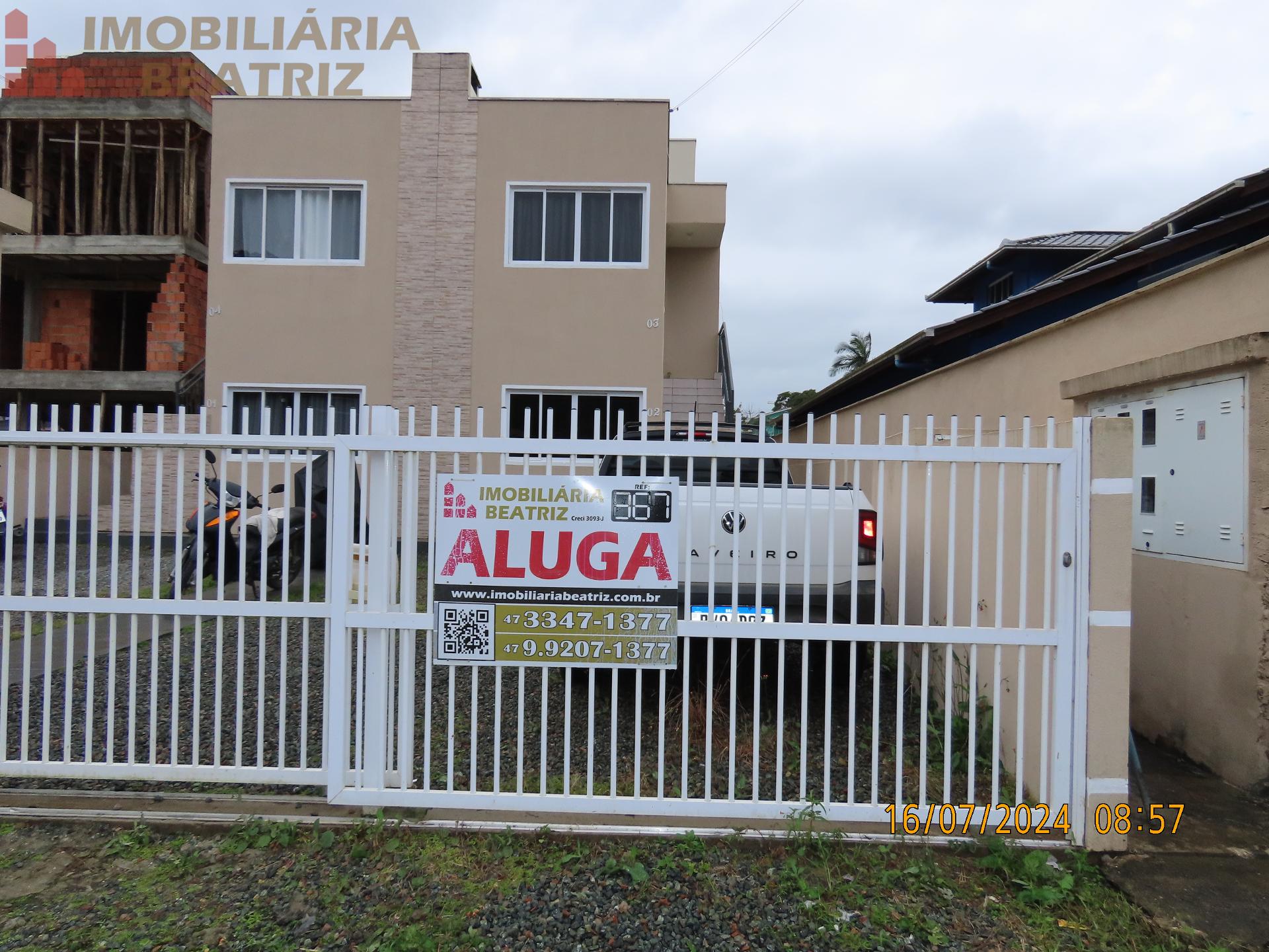 Apartamento com 3 dormitrios, CENTRO, PENHA - SC