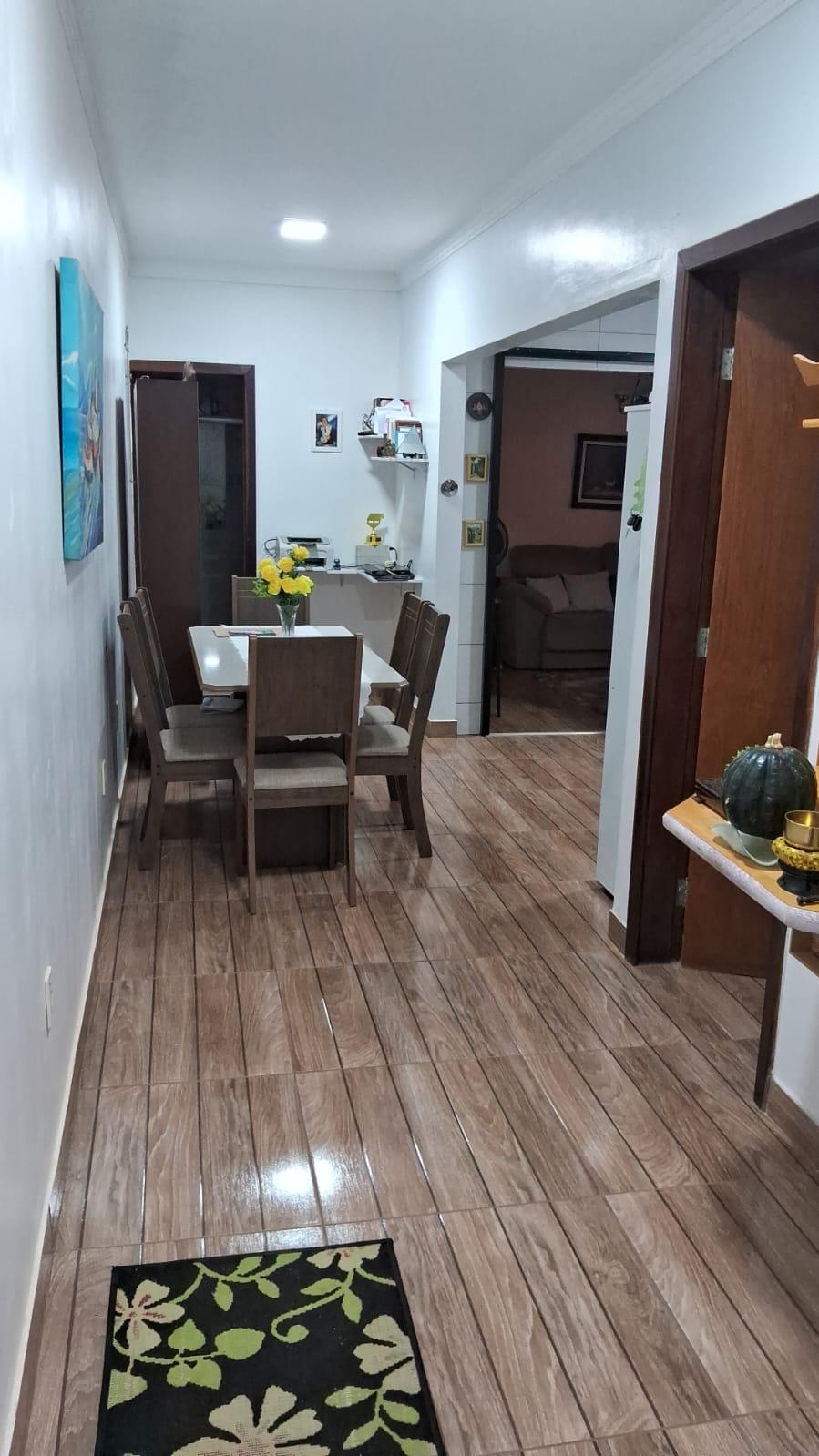Casa à venda com 2 quartos, 200m² - Foto 5